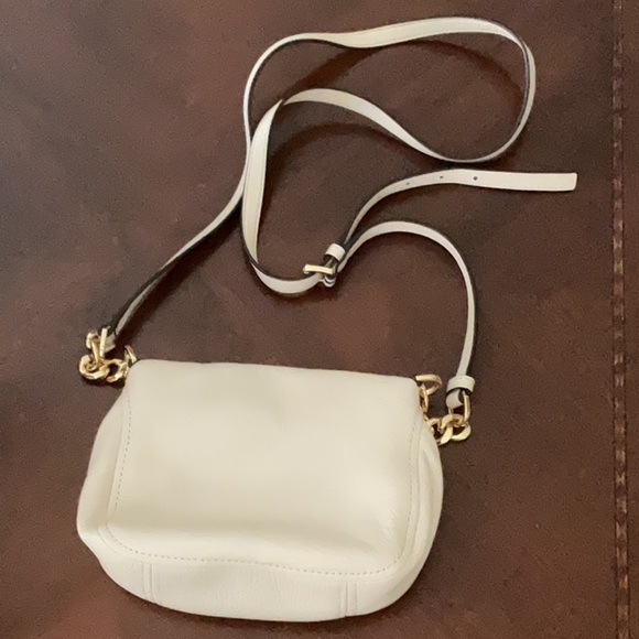 Michael Kors Cream color Crossbody Bag with Gold accents - Picture 2 of 10